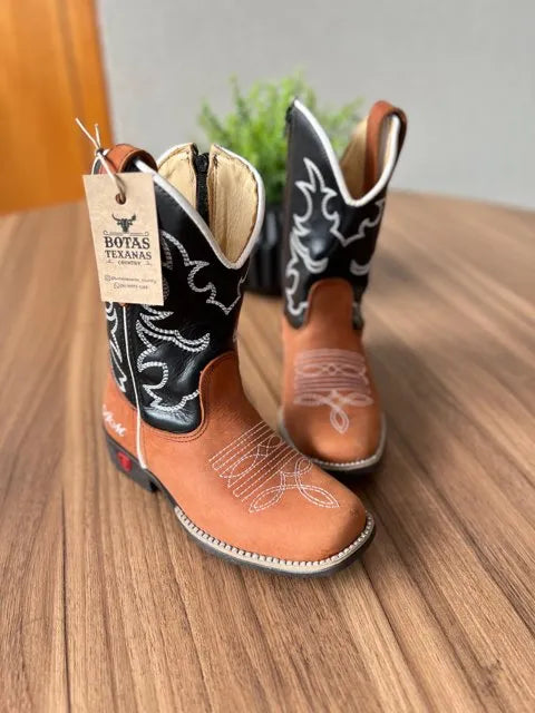 Texana Enrico Infantil - Couro Látego Preto e Horse Telha/Bordado Ramos Branco - Imagem 2
