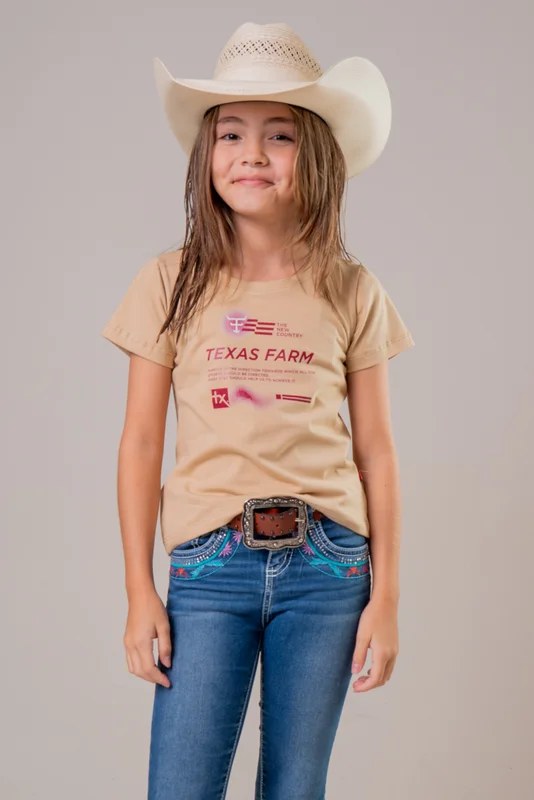 CAMISETA FEMININA JUVENIL TEXAS FARM - BEGE AREIA/ ROSA